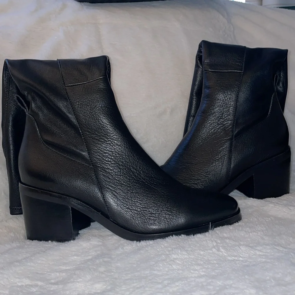 NWT Anthropologie SILENT D NEEM Black Leather Boot - Picture 11 of 14